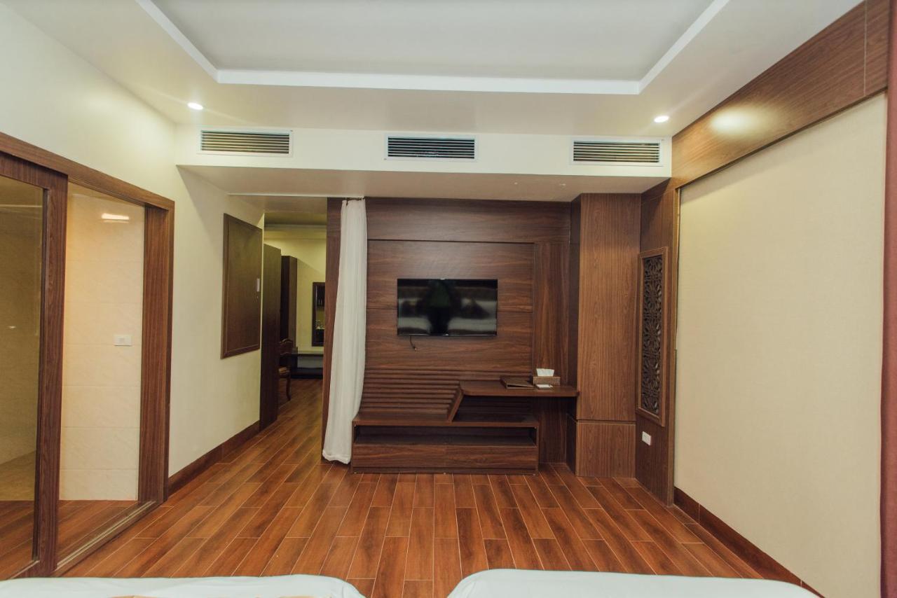 Hung Long Hotel Phủ Từ Sơn Exteriér fotografie
